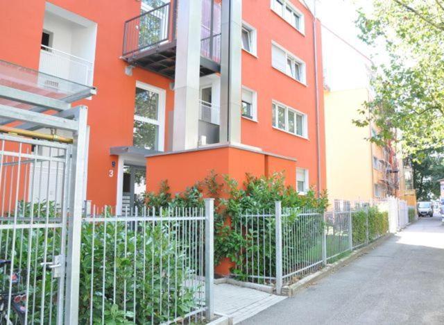 Apartment Mida Freiburg im Breisgau Exterior foto